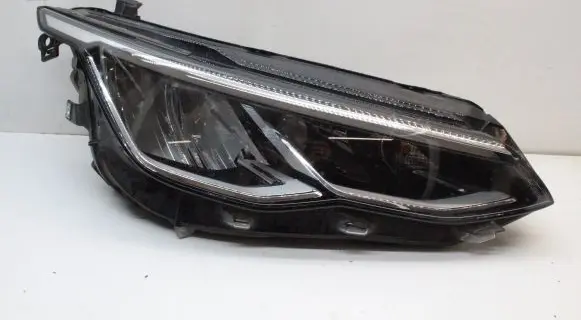 Volkswagen Golf VIII Headlight/headlamp 5H2941006