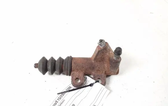 Toyota Auris 150 Clutch slave cylinder 31470-12160