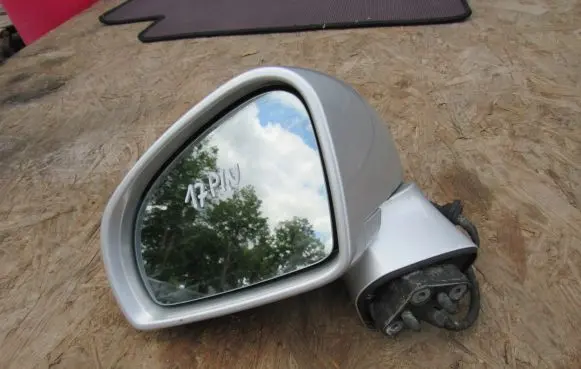 Mercedes-Benz SL R231 Front door electric wing mirror 2318104100