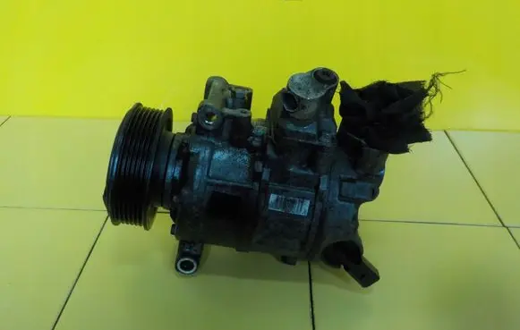 Audi A5 8T 8F Air conditioning (A/C) compressor (pump) 19SP45