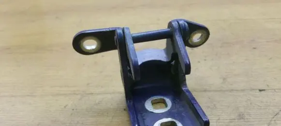 Opel Insignia A Rear door lower hinge