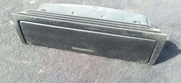 BMW 3 E46 Glove box 30773C000 160502 E6016LAI13