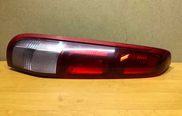 Nissan X-Trail T30 Rear/tail lights