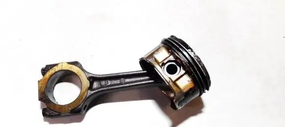 Alfa Romeo 156 Piston with connecting rod
