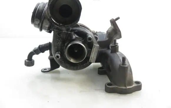 Volkswagen Golf IV Turbo 7208551 03825301GF
