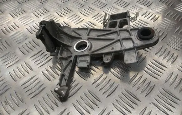 Mercedes-Benz C W204 Other engine bay part A6510902241