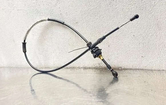 Opel Vectra C Gear shift cable linkage 24422454