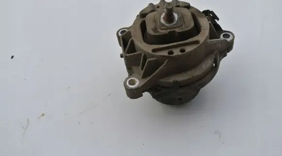 BMW X3 F25 Engine mount bracket 6862155