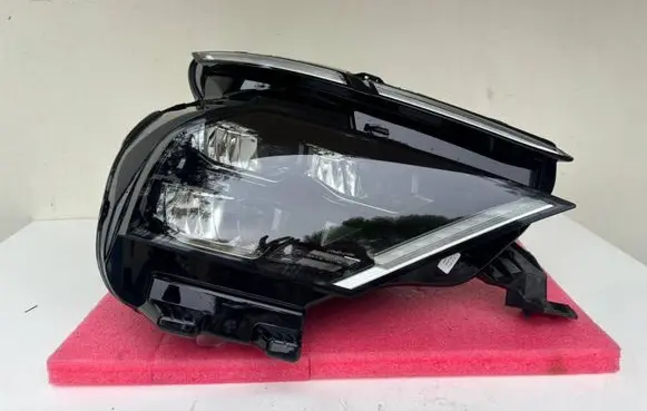 Citroen C4 III e-C4 Headlight/headlamp 9830649280