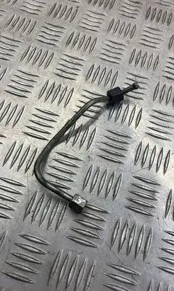 Fuel injector supply line/pipe