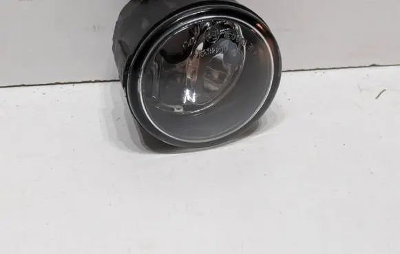 Nissan Navara D40 Front fog light 261508992 ST90FTL 89207475