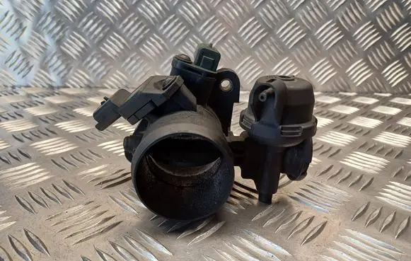 Ford C-MAX I Throttle valve 9647474880 9639027480