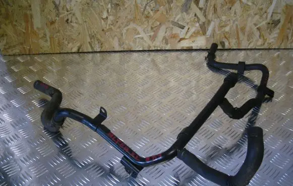 Seat Altea XL Engine coolant pipe/hose 038121065CS