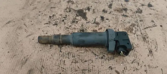 BMW 1 E82 E88 High voltage ignition coil 0221504471
