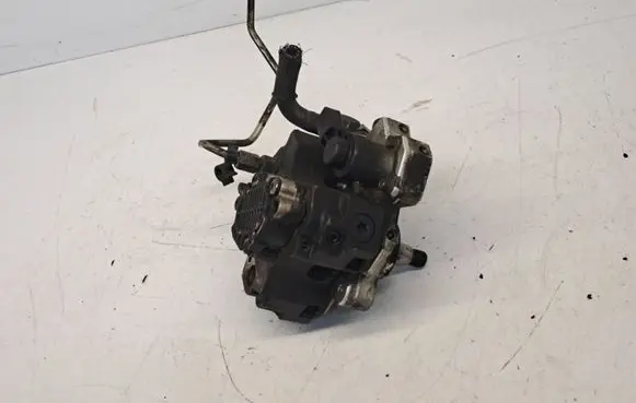 Audi A4 S4 B8 8K Fuel injection high pressure pump 1053918030