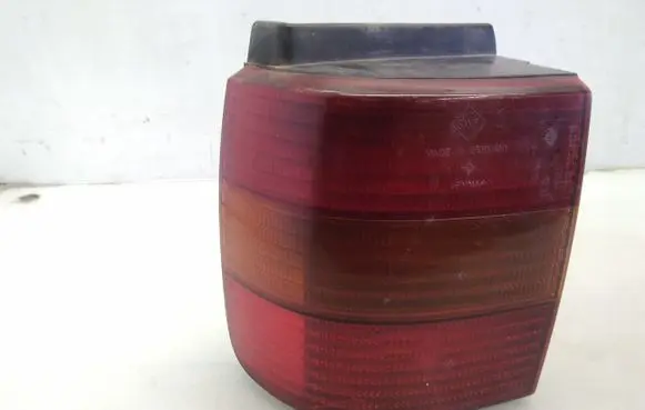 Volkswagen PASSAT B4 Rear/tail lights 3A9945257