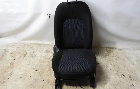 Nissan Note (E12) Front passenger seat 