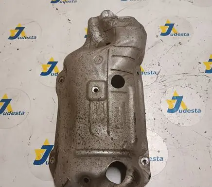 Opel Zafira C Heat shield in engine bay 55562332
