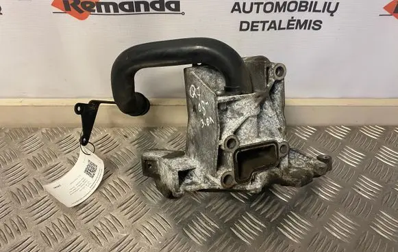 Audi Q7 4L Power steering pump mounting bracket 059145169