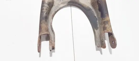 Peugeot 407 Front lower control arm/wishbone 446332c
