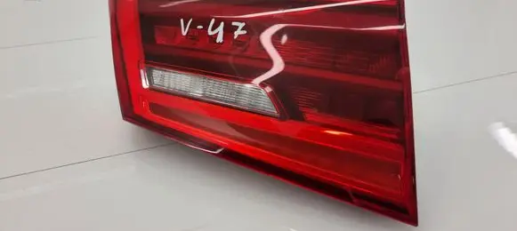 BMW 5 G30 G31 Tailgate rear/tail lights 630341
