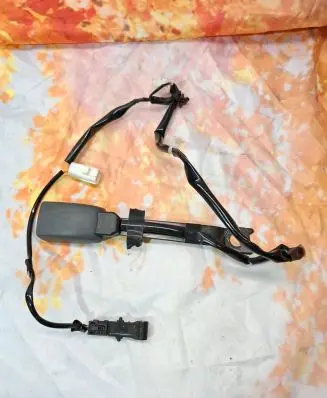 Toyota Corolla Verso AR10 Rear seatbelt buckle E034501 B480