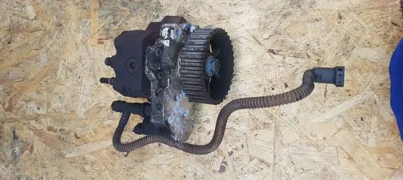 Renault Scenic II - Grand scenic II Fuel injection high pressure pump 8200108225 0445010075