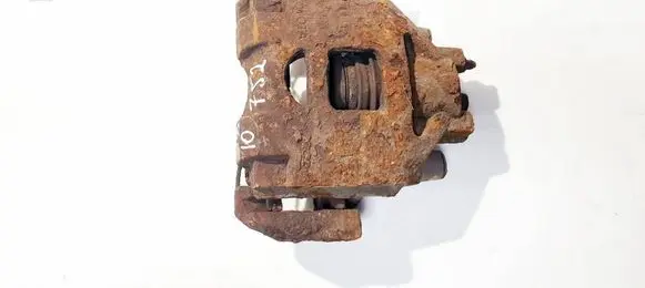 Toyota Yaris Front brake caliper