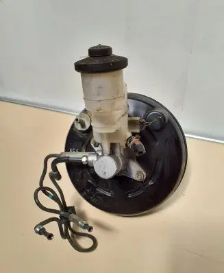 Toyota Verso-S Brake booster 13101018520