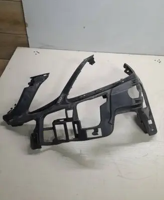 Mercedes-Benz E C207 W207 Front bumper mounting bracket A2078850163
