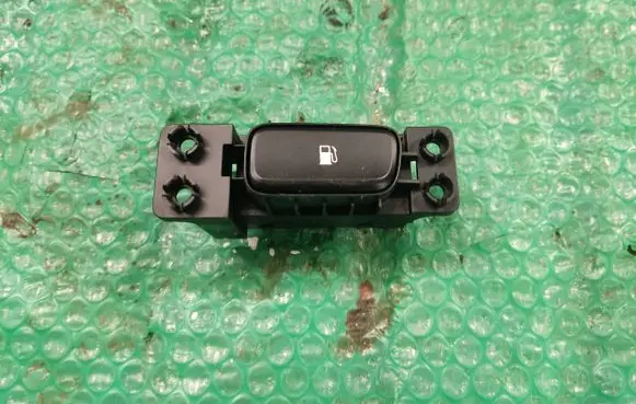 KIA Niro Fuel cap release pull handle 93750G5900 4C71661000 202201260004