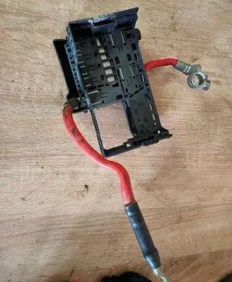 Opel Insignia A Positive cable (battery) 13285113