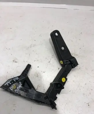 Audi TT TTS RS Mk3 8S Front bumper mounting bracket 8s0807453