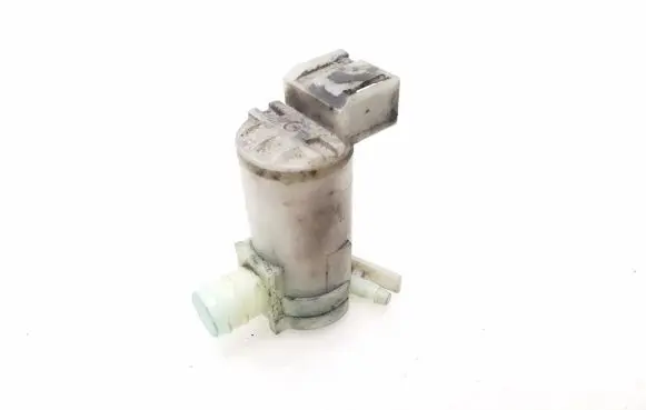 Nissan X-Trail T30 Windscreen/windshield washer pump 2224624