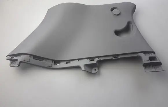 (D)pillar trim (top)