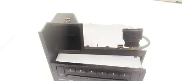 Volkswagen Touran I CD/DVD changer 1T0035110A