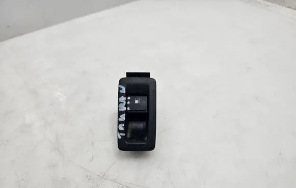 Volkswagen Touran I Fuel tank opening switch 1T0959551A