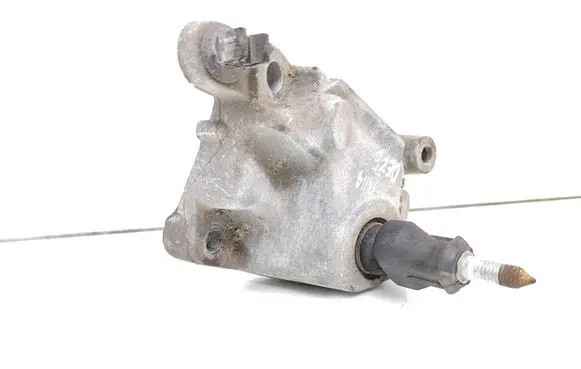 Nissan Qashqai Gearbox mounting bracket 8200277203