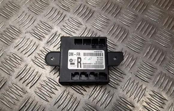 Jeep Grand Cherokee Door control unit/module 68155772AE