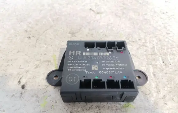 Mercedes-Benz C AMG W204 Door control unit/module A2048702626