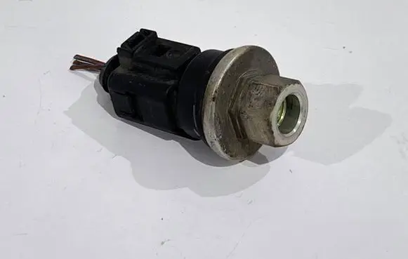 Audi A4 S4 B6 8E 8H Air conditioning (A/C) pressure sensor 8Z0959126