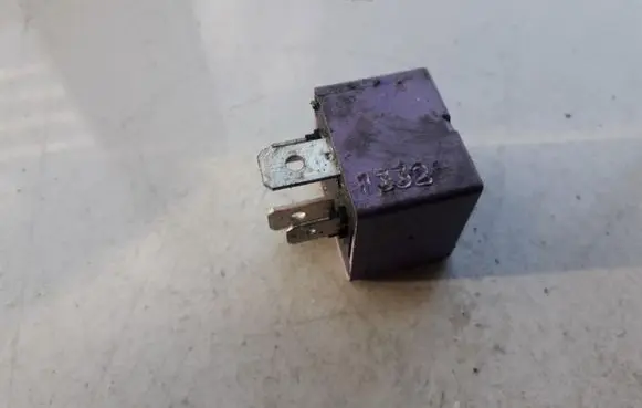 Renault Megane I Other relay 12V50A03525 12V-50A-03525