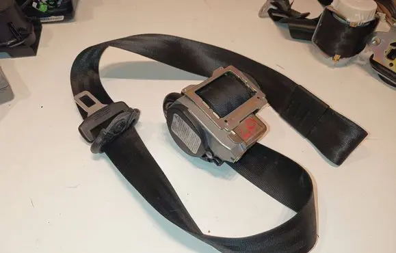 Audi A3 S3 8P Front seatbelt 8P3857705 602134200 004R000