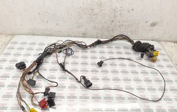 Audi A4 S4 B5 8D Front door wiring loom 3A0973734