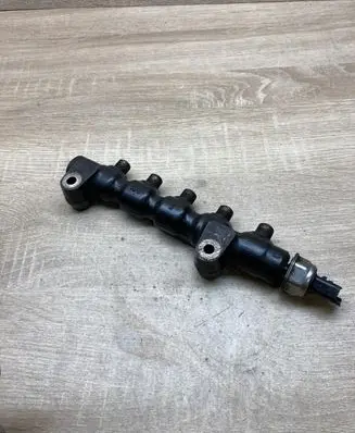 Peugeot 307 Fuel main line pipe 9654592680