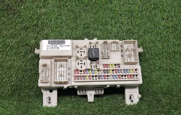 Ford Focus Power management control unit 4M5T14A073BF