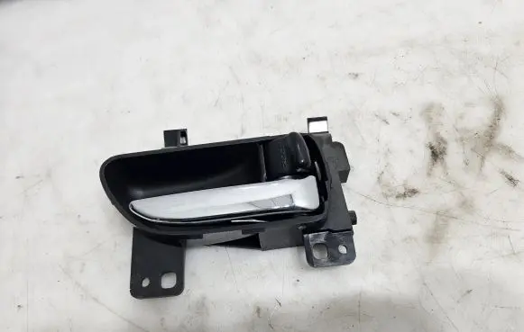Subaru Outback Front door interior handle