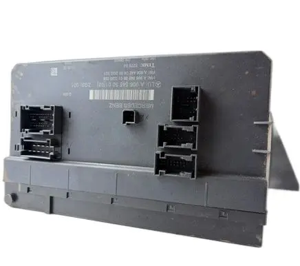 Mercedes-Benz Sprinter W906 Voice control module A9065453001 5276B4