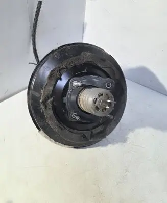 Peugeot 5008 Brake booster 9682650980 0125420