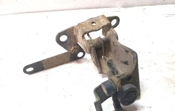 Mazda 5 Sliding door middle roller runner 